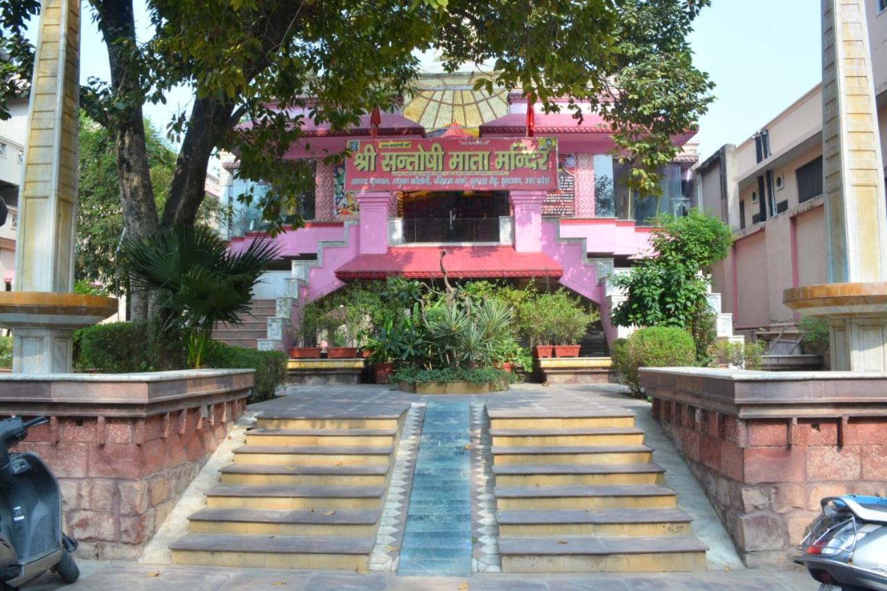 Ananda Krishna Van Vrindāvan Zewnętrze zdjęcie